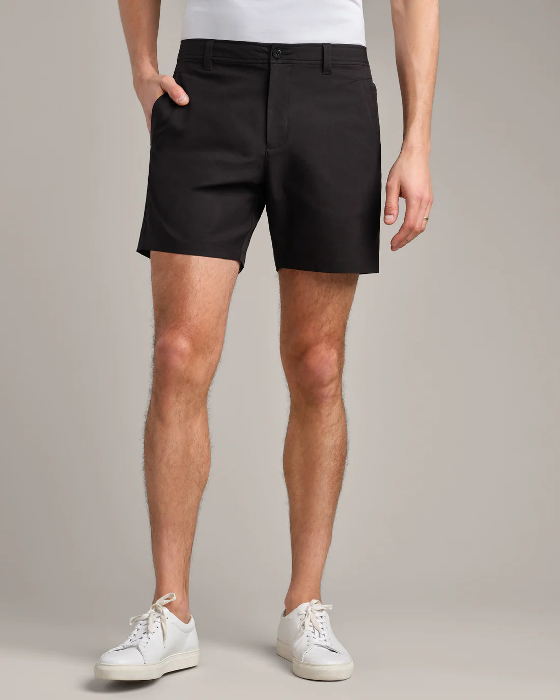 7" Nomad Tech Chino Short