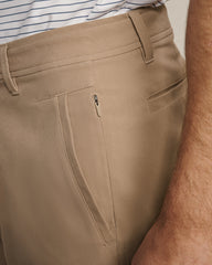 7" Nomad Tech Chino Short